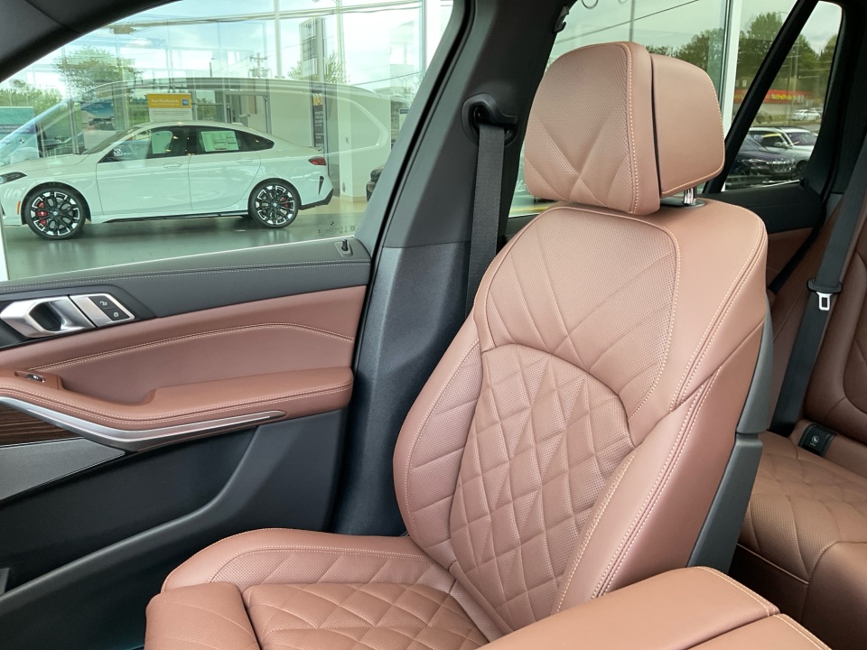 5UX23EU03T9509876 2026 BMW X5 xDrive40i