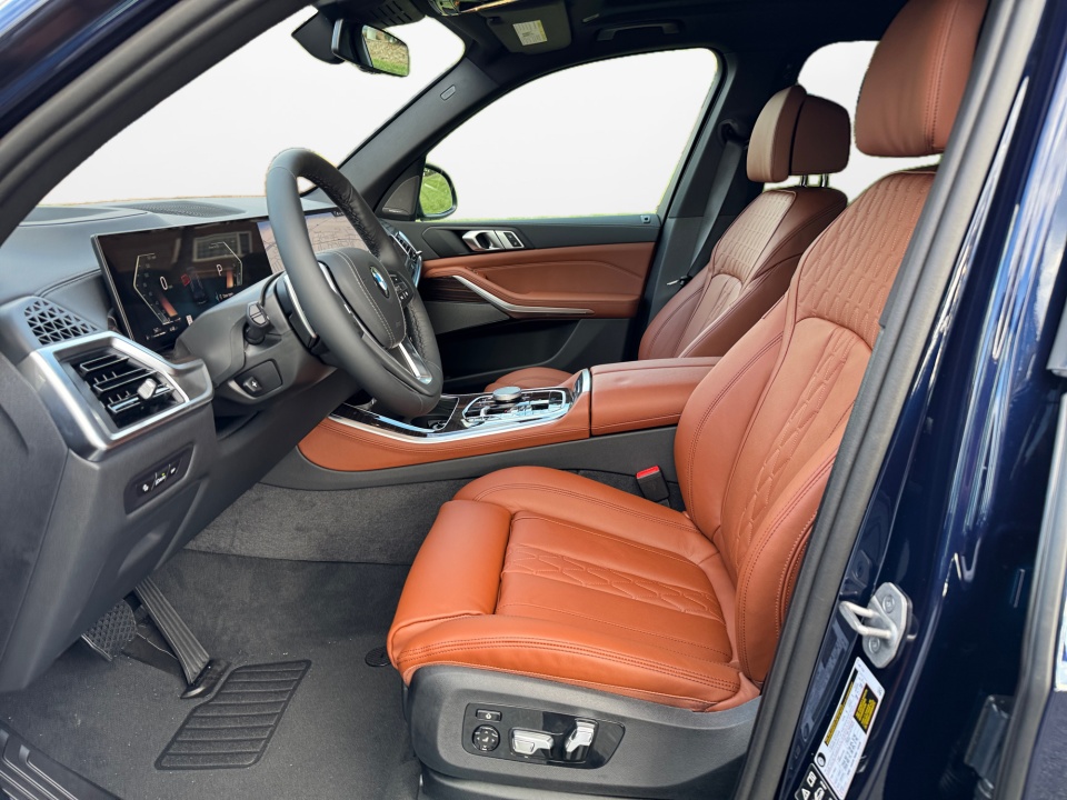 5UX23EU04T9226595 2026 BMW X5 xDrive40i