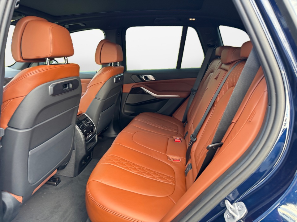 5UX23EU04T9226595 2026 BMW X5 xDrive40i