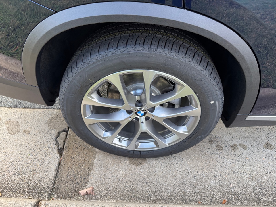 5UX23EU04T9226595 2026 BMW X5 xDrive40i