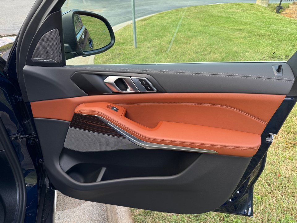 5UX23EU04T9226595 2026 BMW X5 xDrive40i