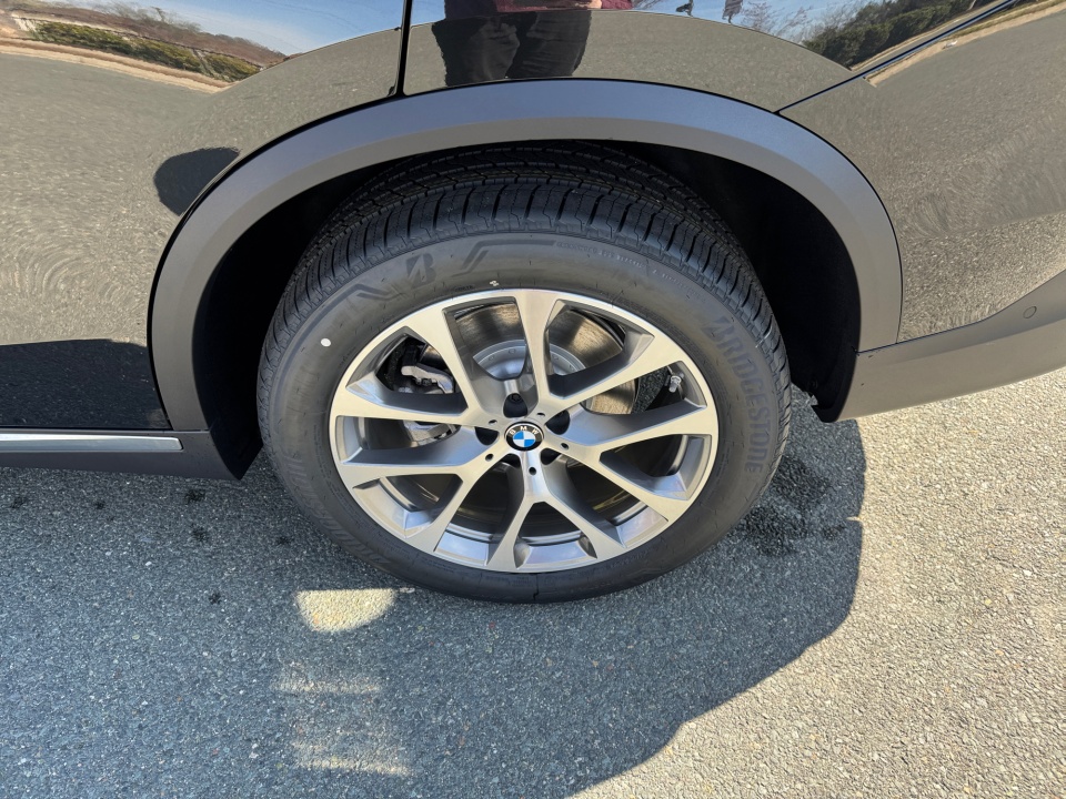 5UX23EU04T9405252 2026 BMW X5 xDrive40i