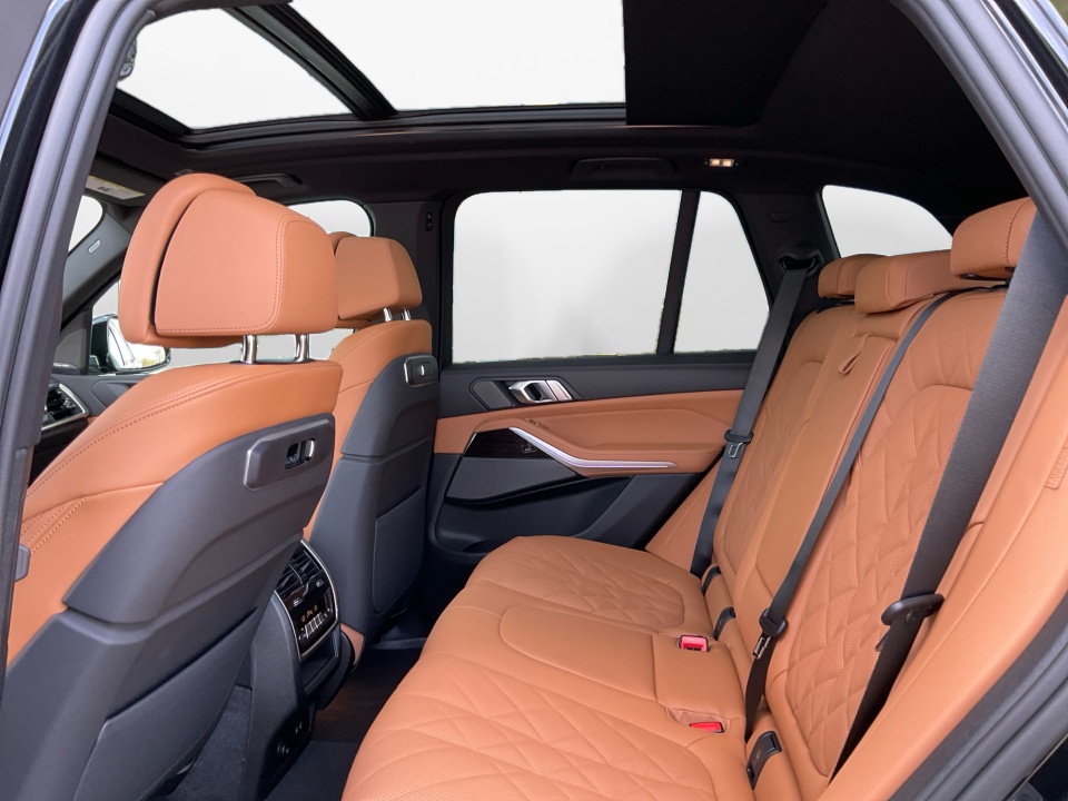 5UX23EU04T9428269 2026 BMW X5 xDrive40i