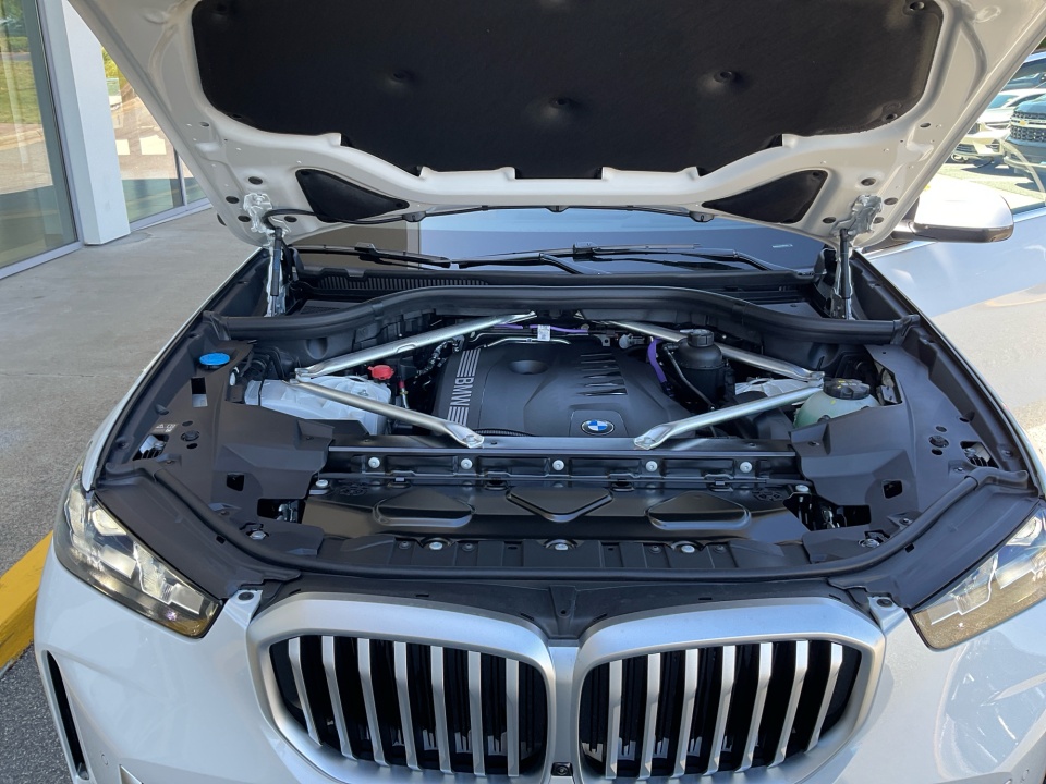 5UX23EU04T9461479 2026 BMW X5 xDrive40i