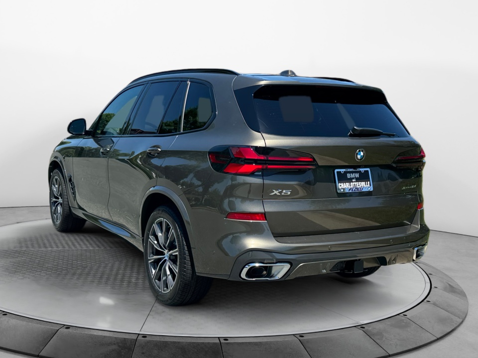 5UX23EU04T9485216 2026 BMW X5 xDrive40i