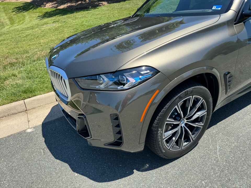 5UX23EU04T9485216 2026 BMW X5 xDrive40i