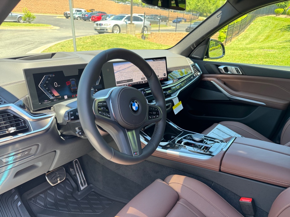 5UX23EU04T9485216 2026 BMW X5 xDrive40i