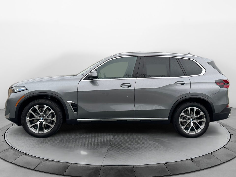 5UX23EU05T9134105 2026 BMW X5 xDrive40i