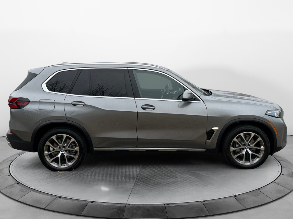 5UX23EU05T9134105 2026 BMW X5 xDrive40i