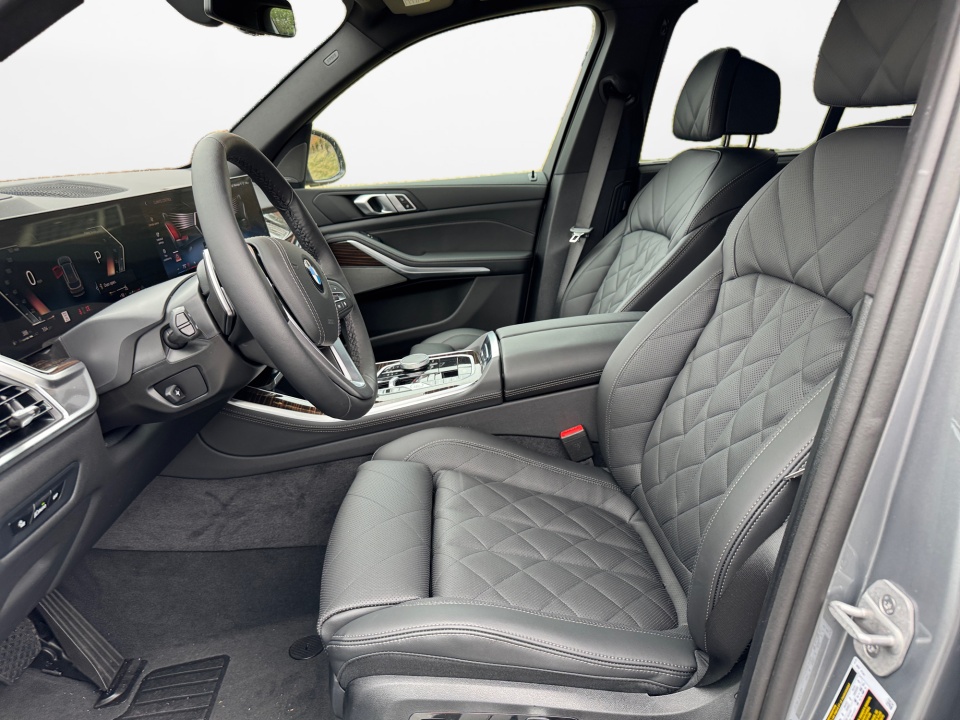 5UX23EU05T9134105 2026 BMW X5 xDrive40i