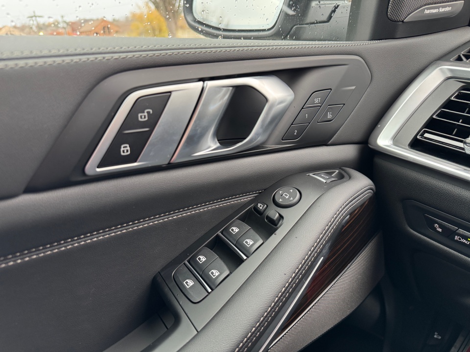 5UX23EU05T9134105 2026 BMW X5 xDrive40i