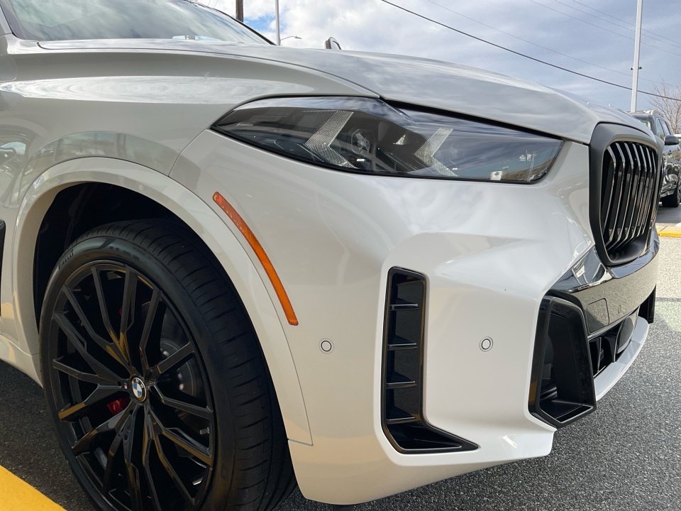 5UX23EU05T9341366 2026 BMW X5 xDrive40i