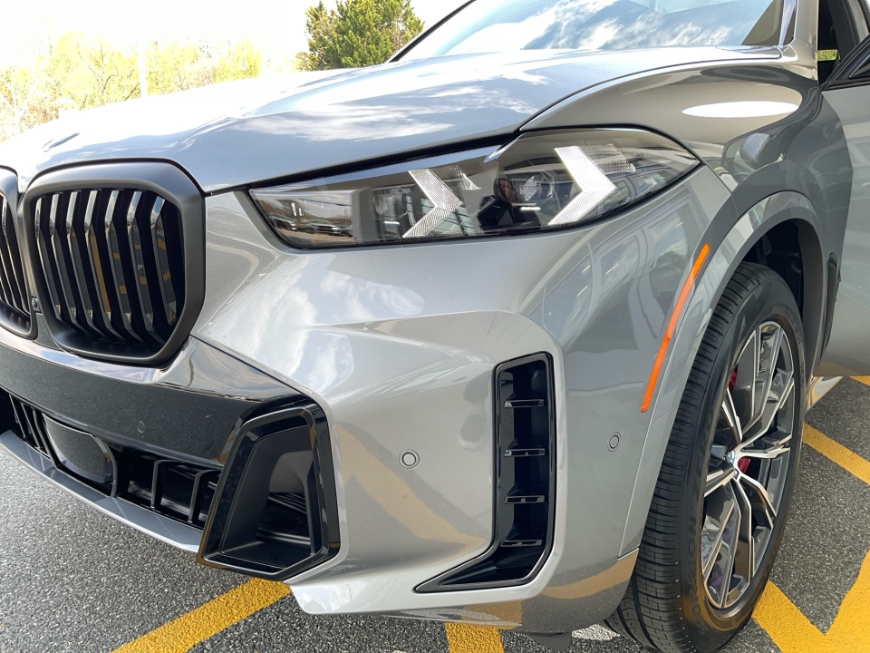 5UX23EU05T9412288 2026 BMW X5 xDrive40i