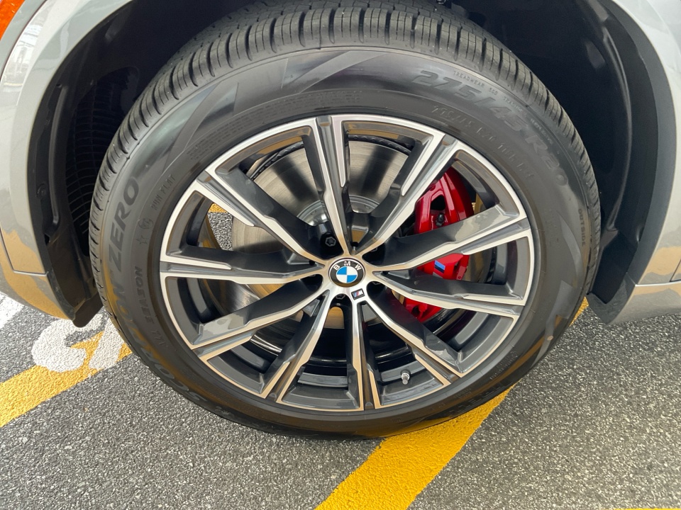 5UX23EU05T9412288 2026 BMW X5 xDrive40i