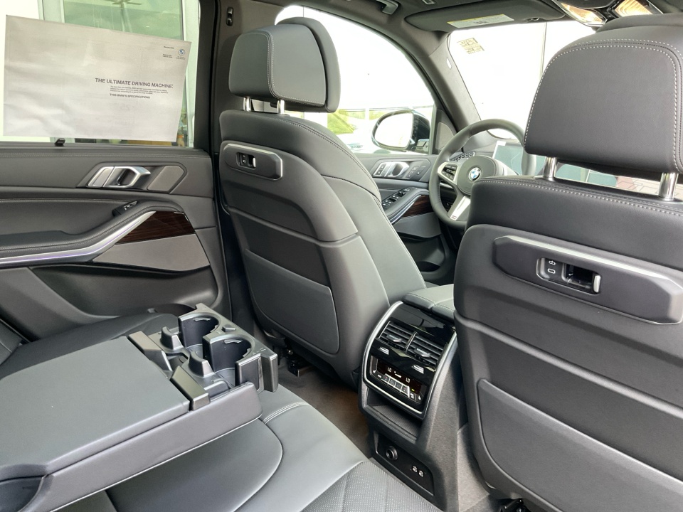 5UX23EU05T9412288 2026 BMW X5 xDrive40i