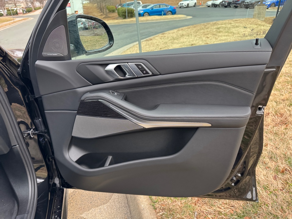 5UX23EU06T9312362 2026 BMW X5 xDrive40i