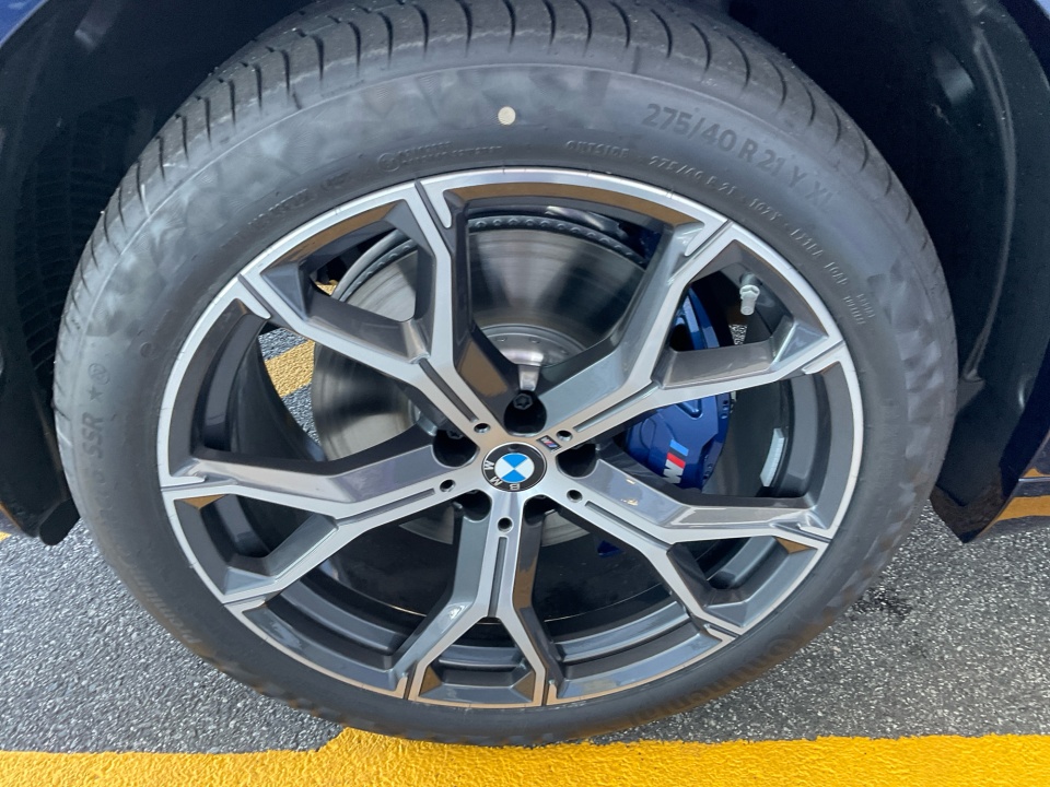 5UX23EU06T9325368 2026 BMW X5 xDrive40i