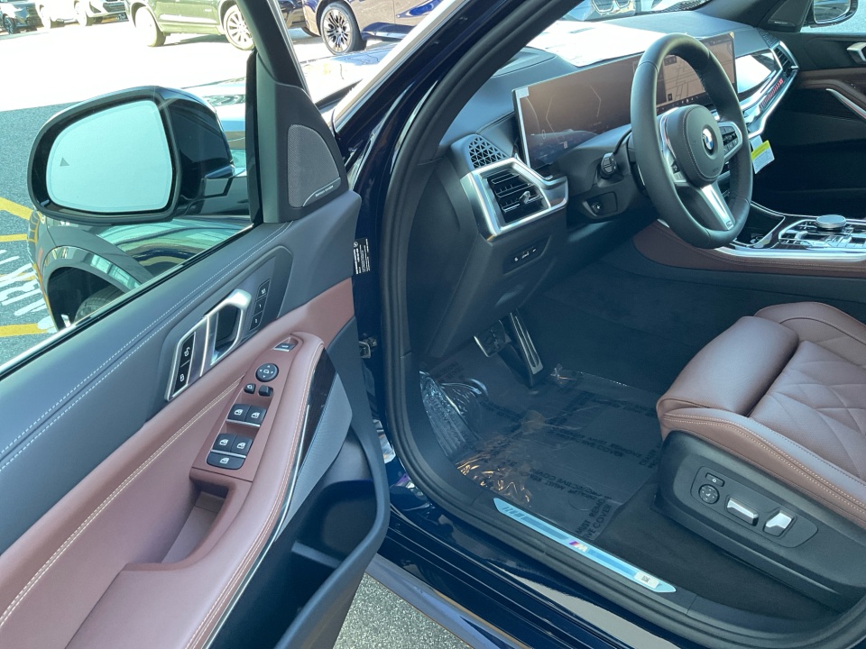 5UX23EU06T9325368 2026 BMW X5 xDrive40i