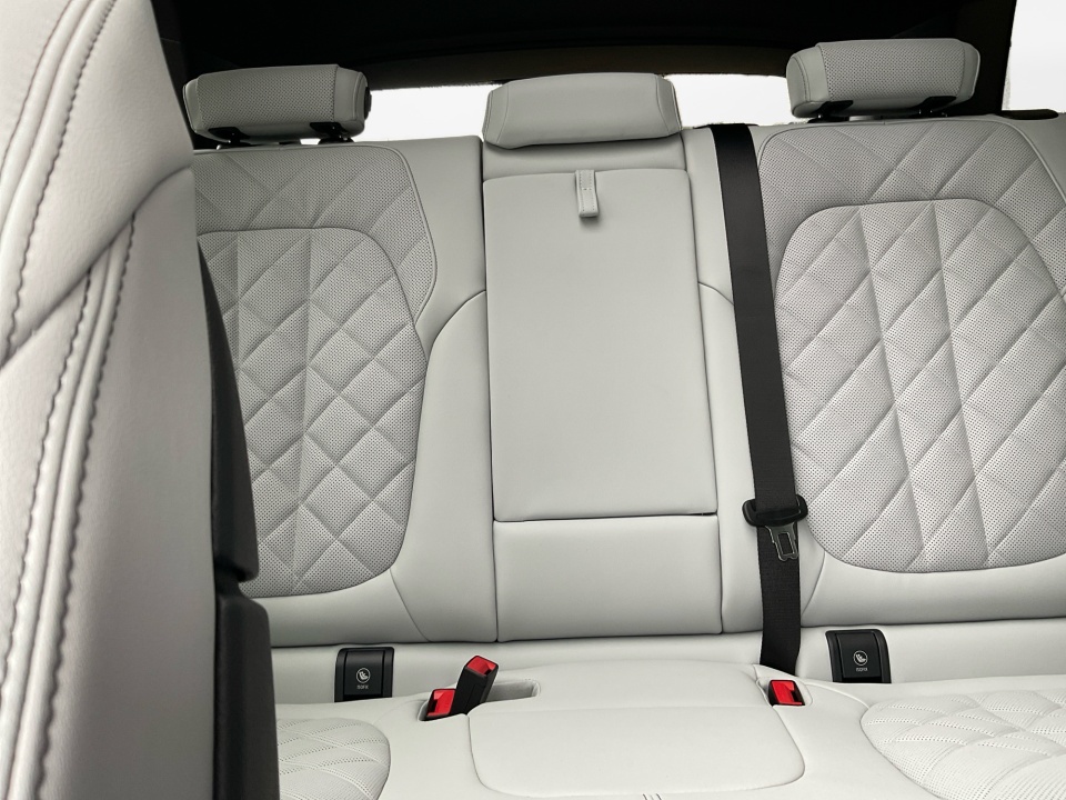 5UX23EU06T9398644 2026 BMW X5 xDrive40i