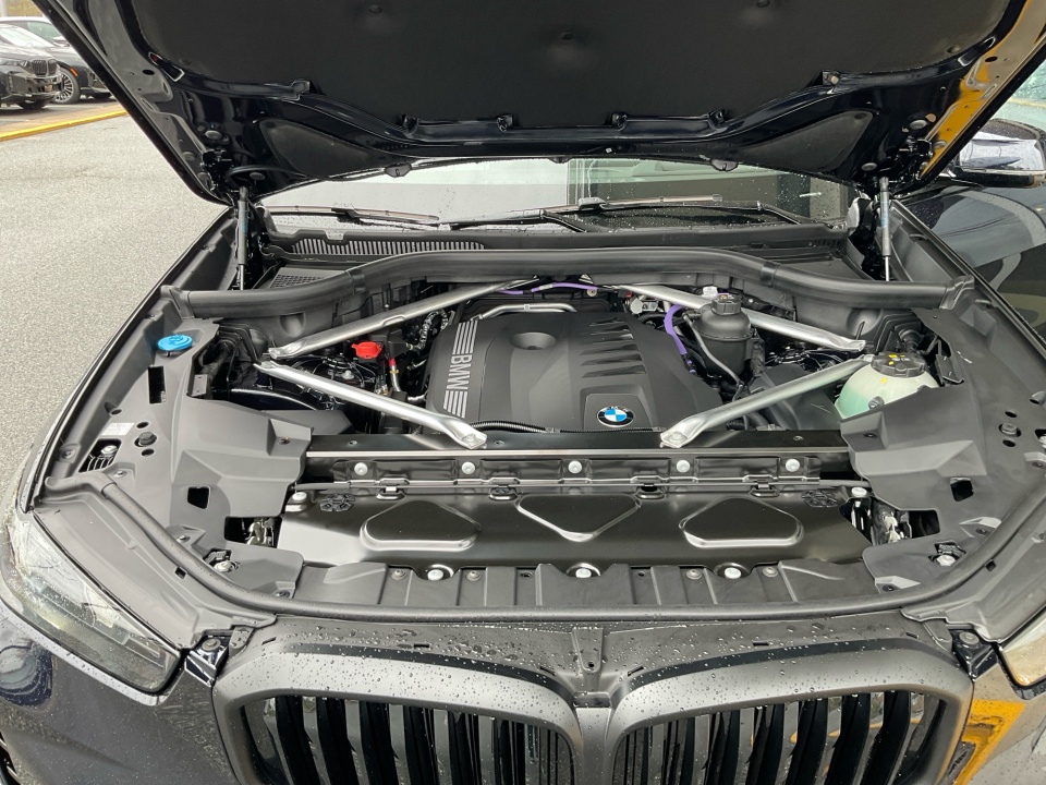 5UX23EU06T9398644 2026 BMW X5 xDrive40i