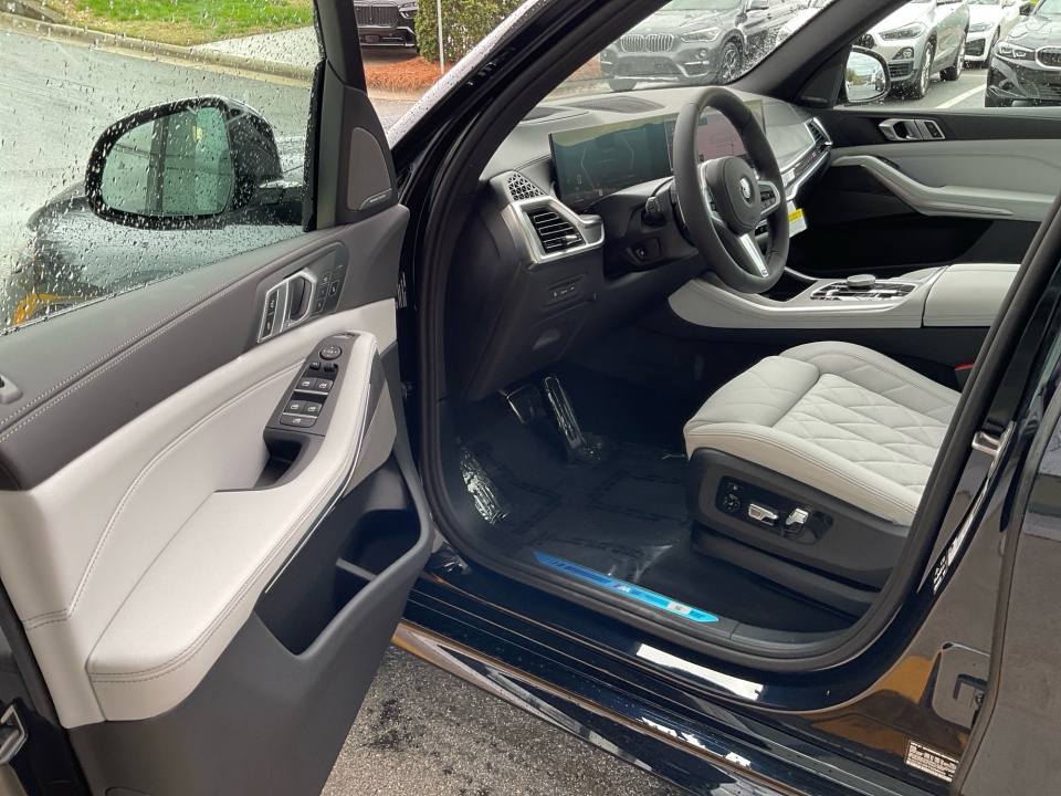 5UX23EU06T9398644 2026 BMW X5 xDrive40i