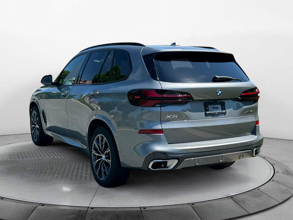 5UX23EU06T9497237 2026 BMW X5 xDrive40i