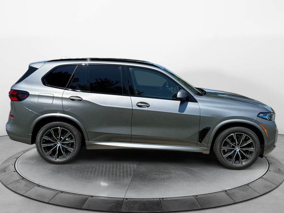 5UX23EU06T9497237 2026 BMW X5 xDrive40i
