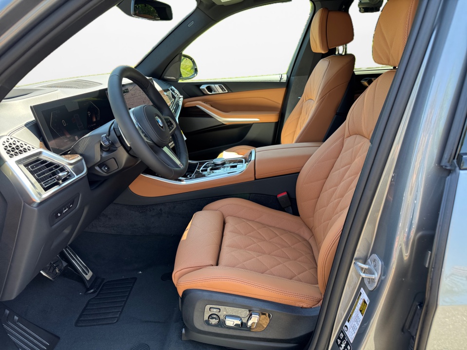 5UX23EU06T9497237 2026 BMW X5 xDrive40i