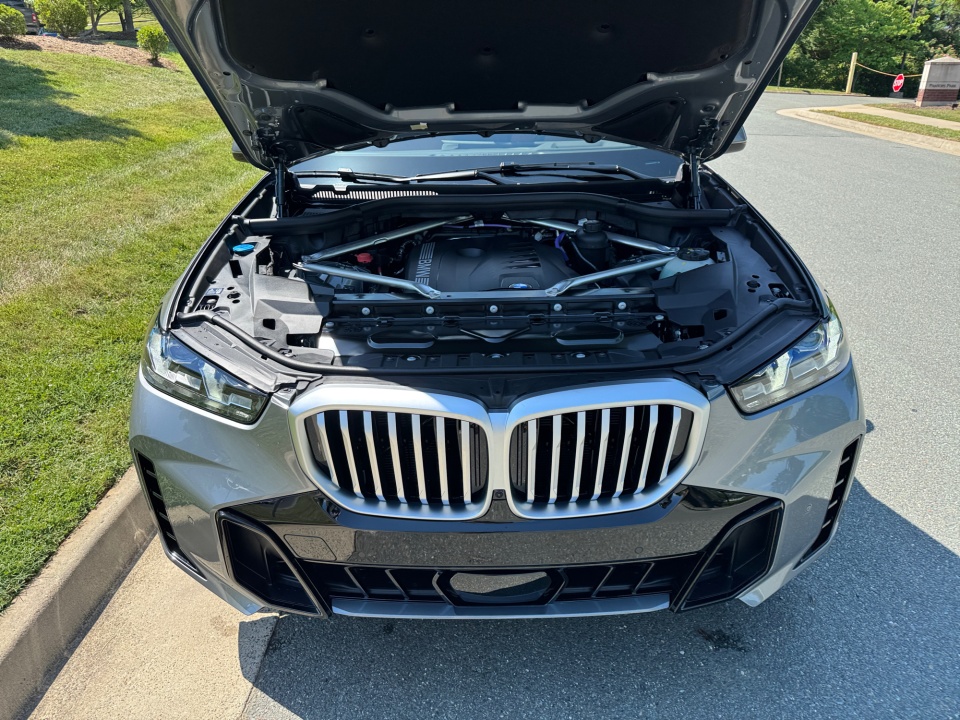5UX23EU06T9497237 2026 BMW X5 xDrive40i