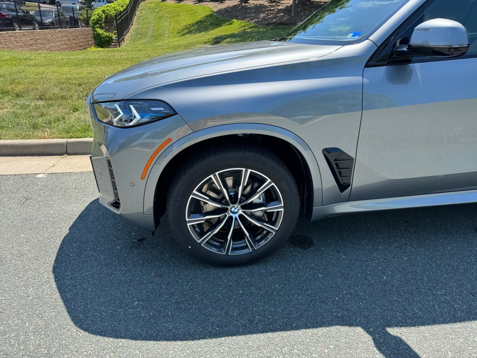 5UX23EU06T9497237 2026 BMW X5 xDrive40i