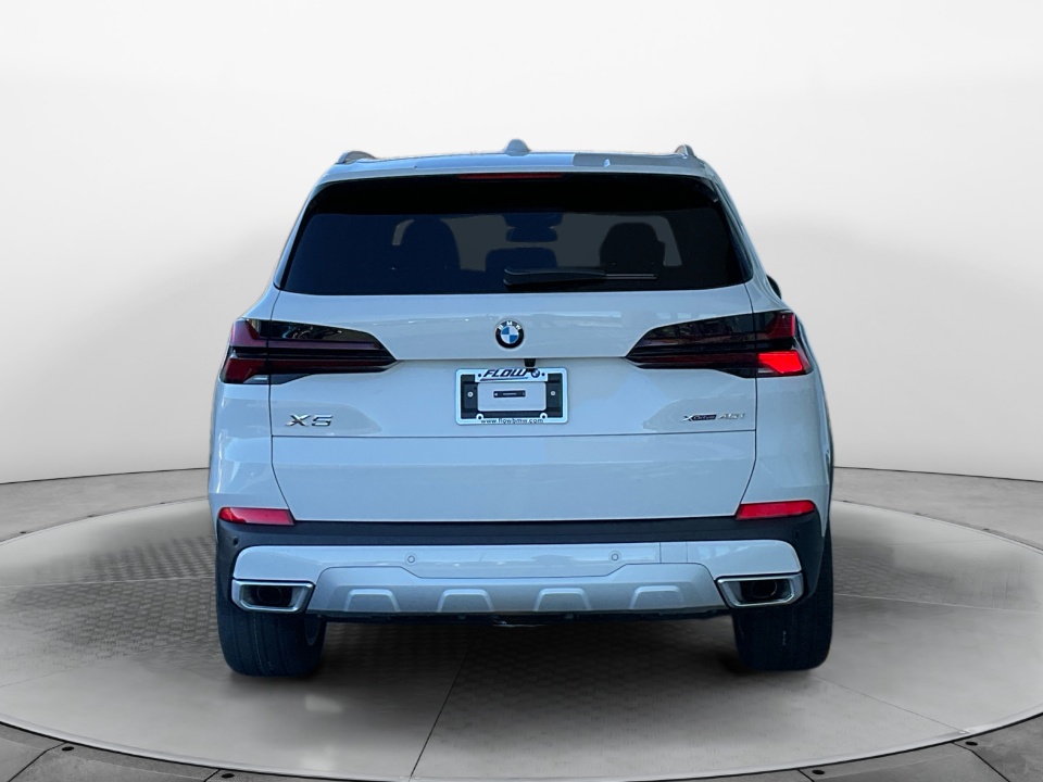 5UX23EU07T9327534 2026 BMW X5 xDrive40i