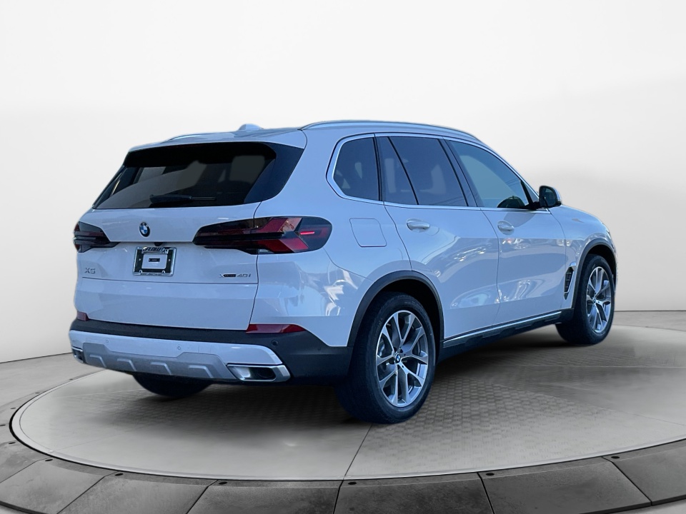 5UX23EU07T9327534 2026 BMW X5 xDrive40i