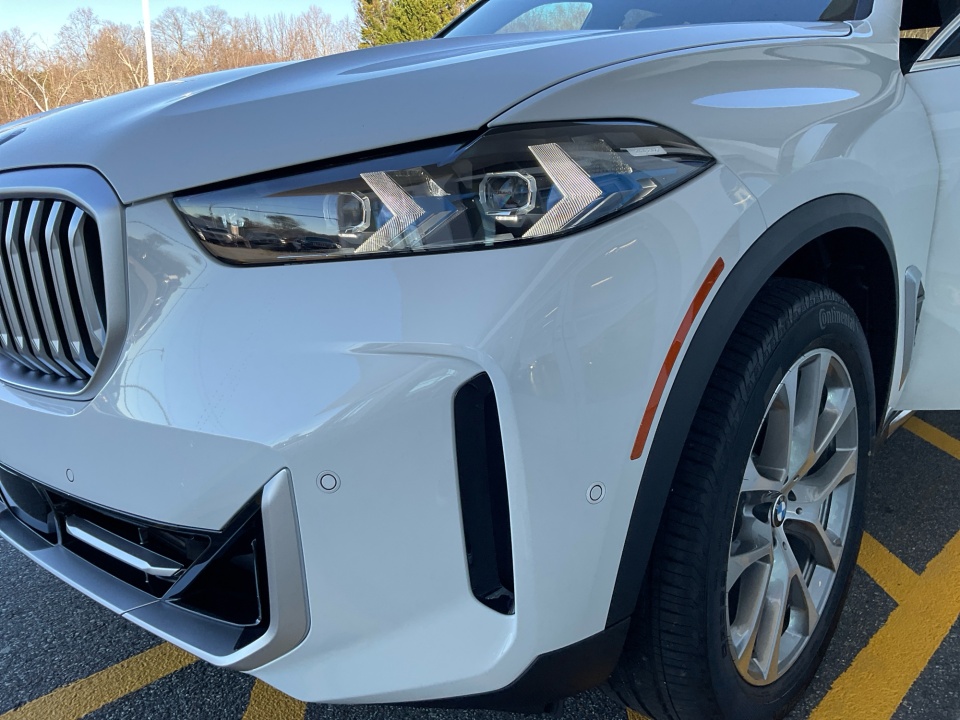 5UX23EU07T9327534 2026 BMW X5 xDrive40i