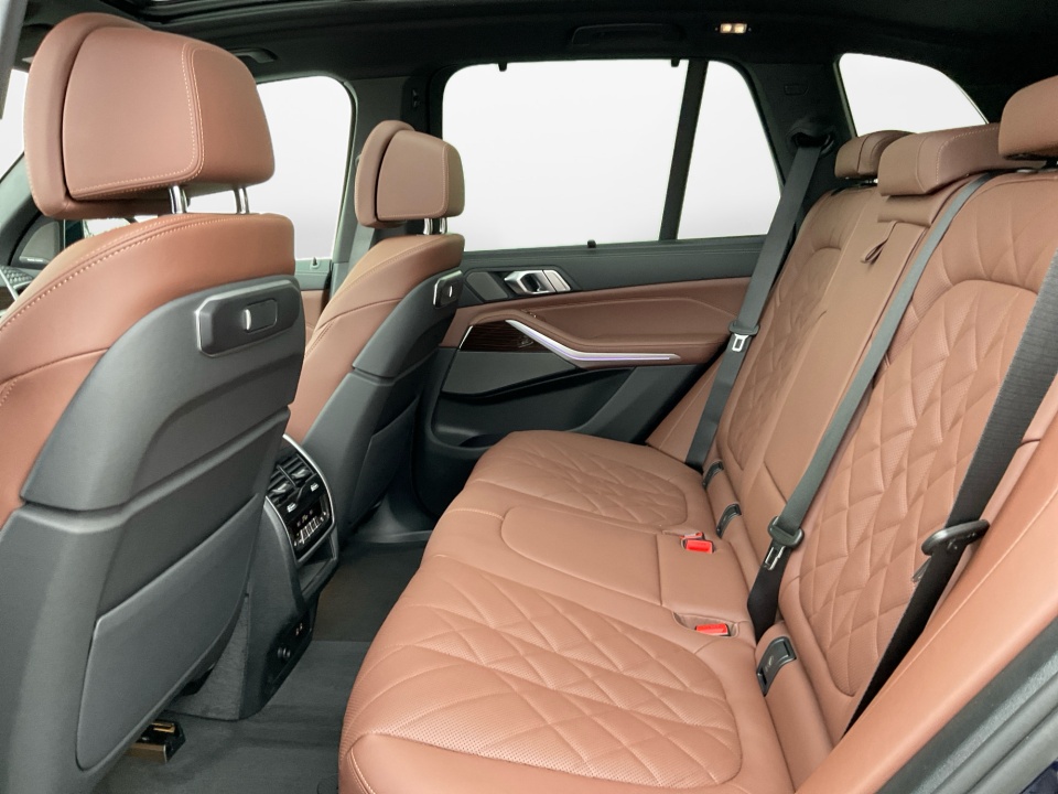 5UX23EU07T9383022 2026 BMW X5 xDrive40i