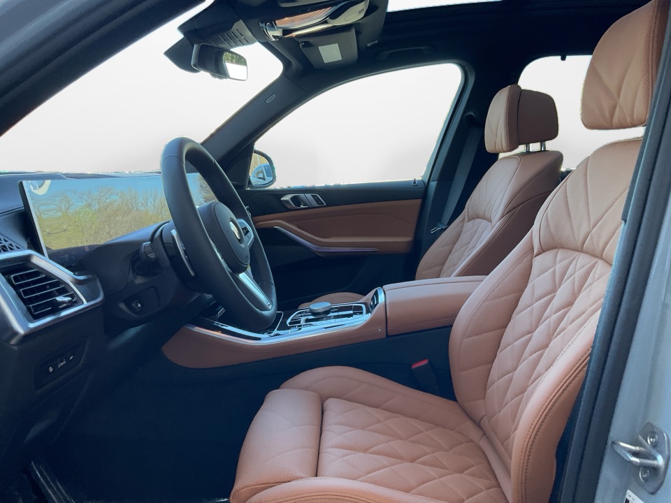 5UX23EU07T9390214 2026 BMW X5 xDrive40i