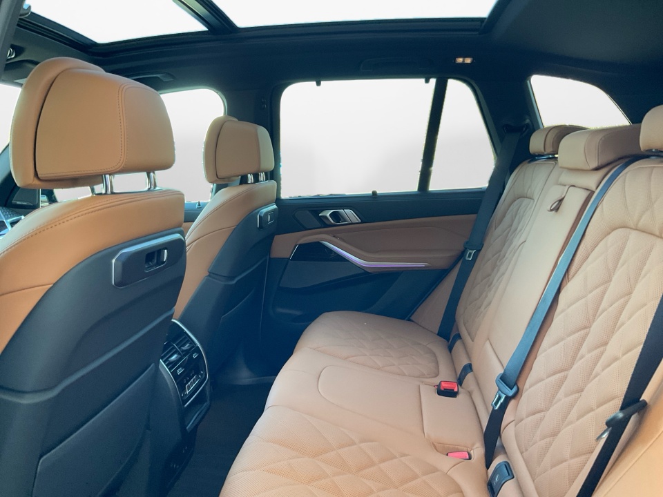 5UX23EU07T9390214 2026 BMW X5 xDrive40i