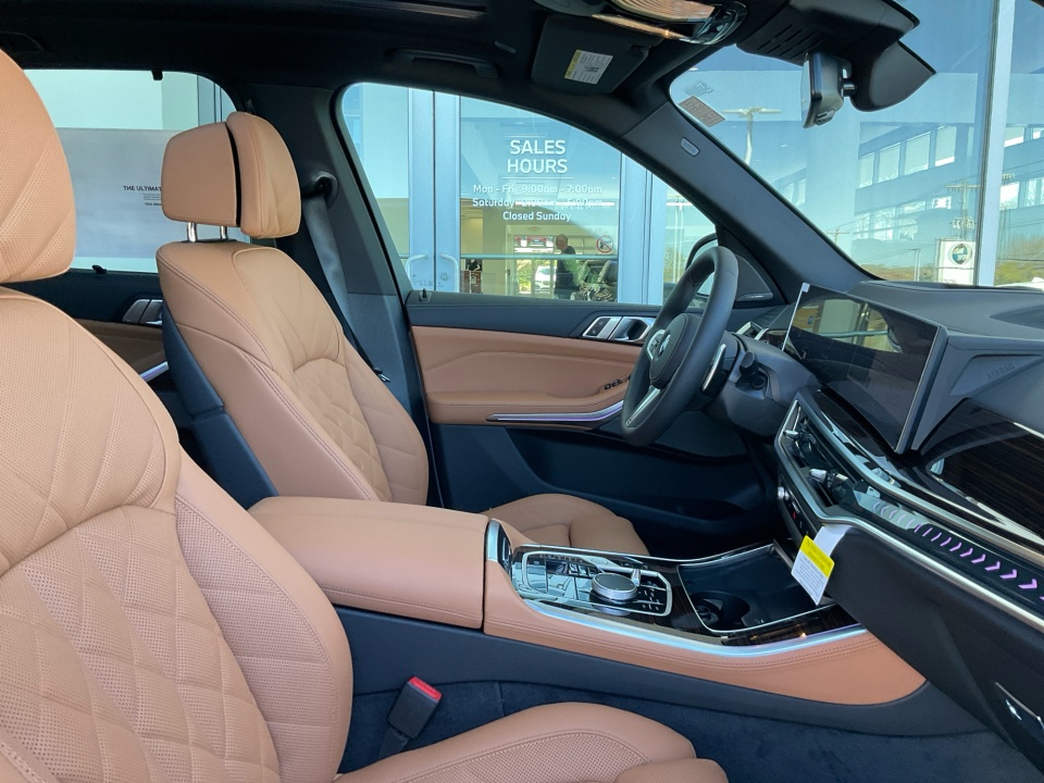 5UX23EU07T9390214 2026 BMW X5 xDrive40i