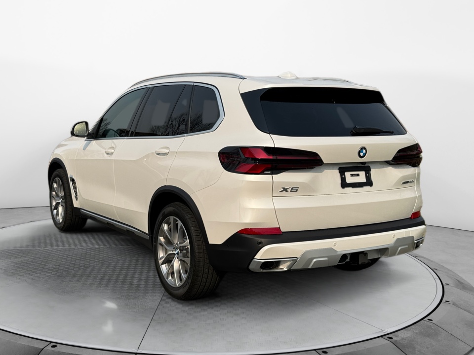 5UX23EU07T9398314 2026 BMW X5 xDrive40i