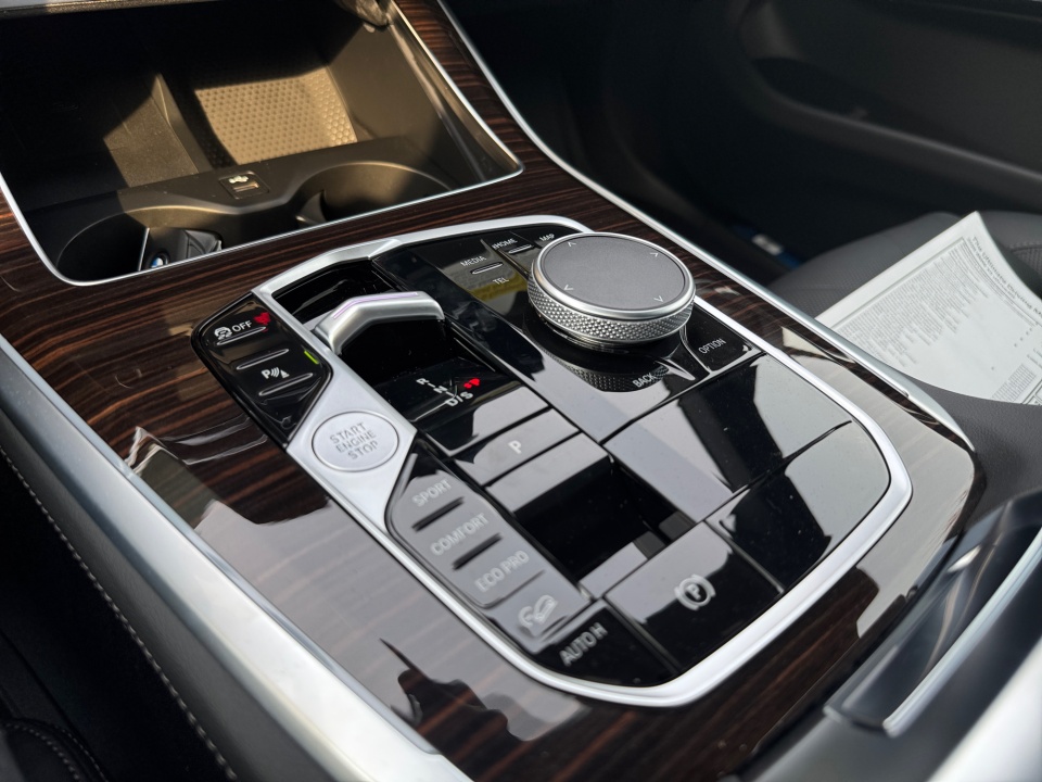 5UX23EU07T9398314 2026 BMW X5 xDrive40i