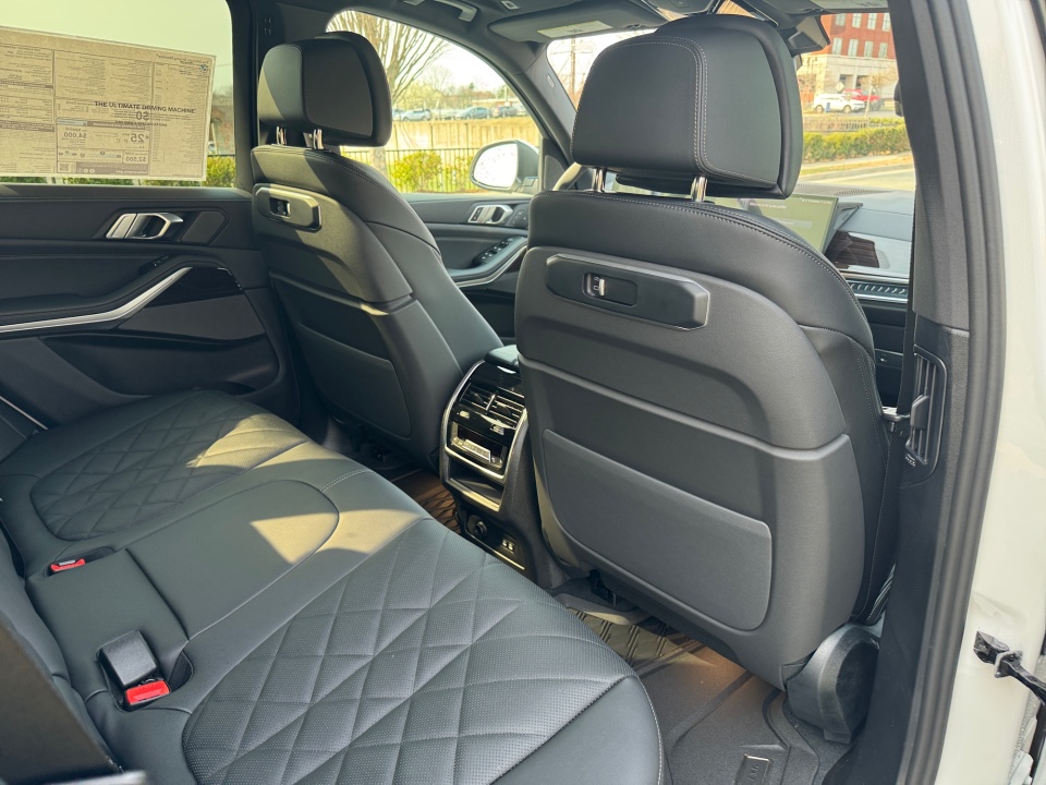 5UX23EU07T9398314 2026 BMW X5 xDrive40i