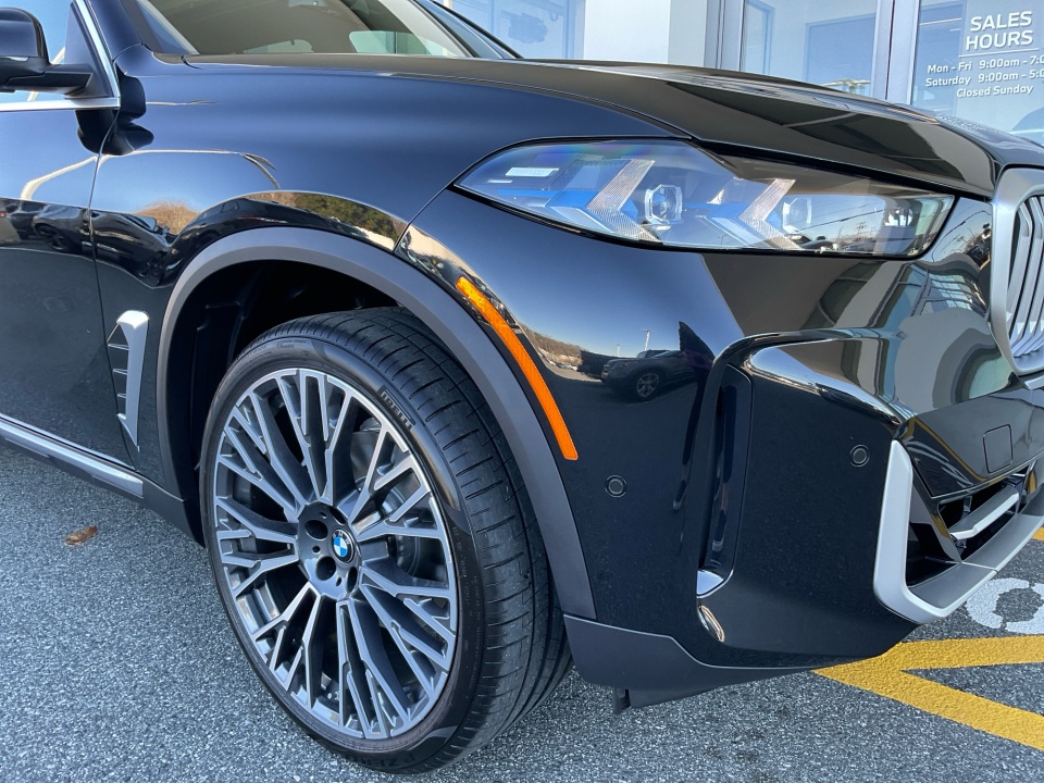 5UX23EU08T9319877 2026 BMW X5 xDrive40i