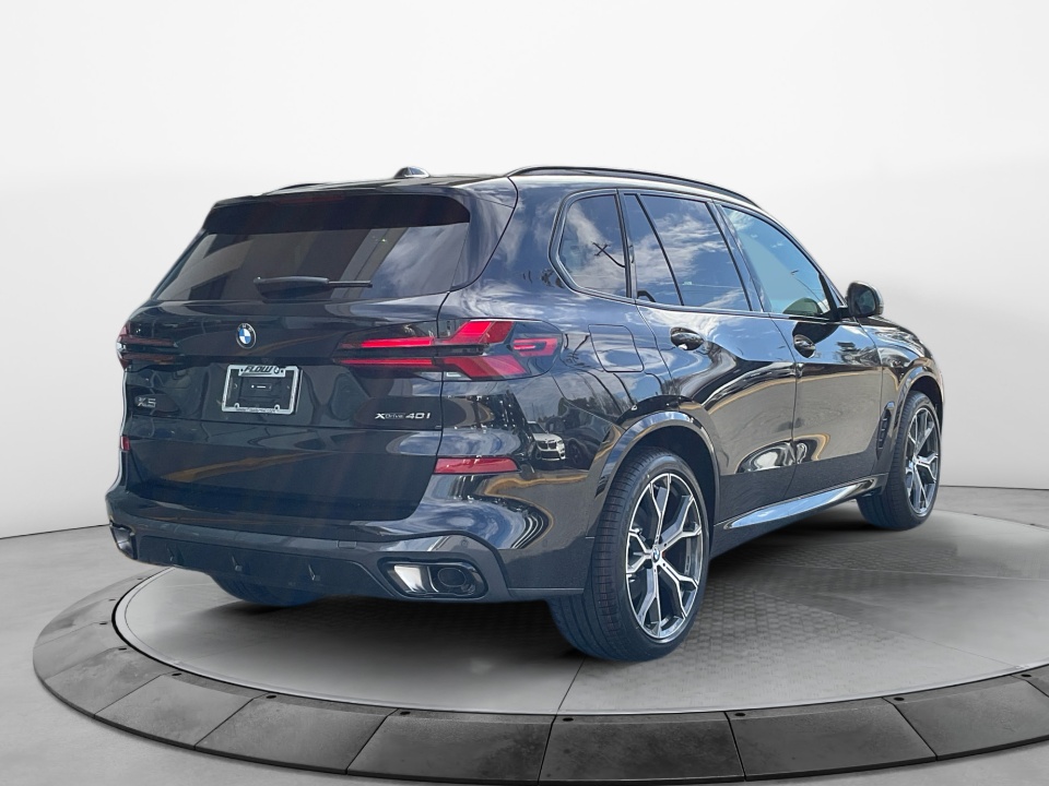 5UX23EU08T9338042 2026 BMW X5 xDrive40i