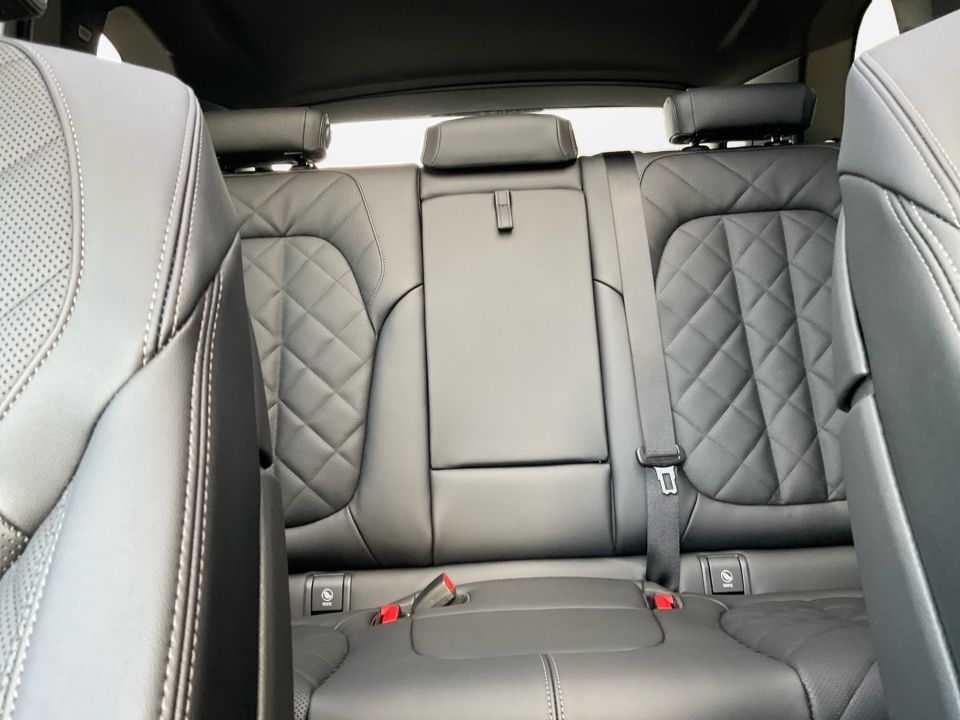 5UX23EU08T9338042 2026 BMW X5 xDrive40i