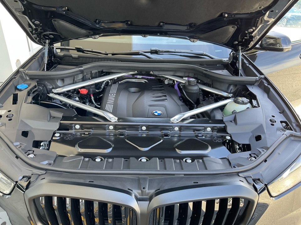 5UX23EU08T9465907 2026 BMW X5 xDrive40i