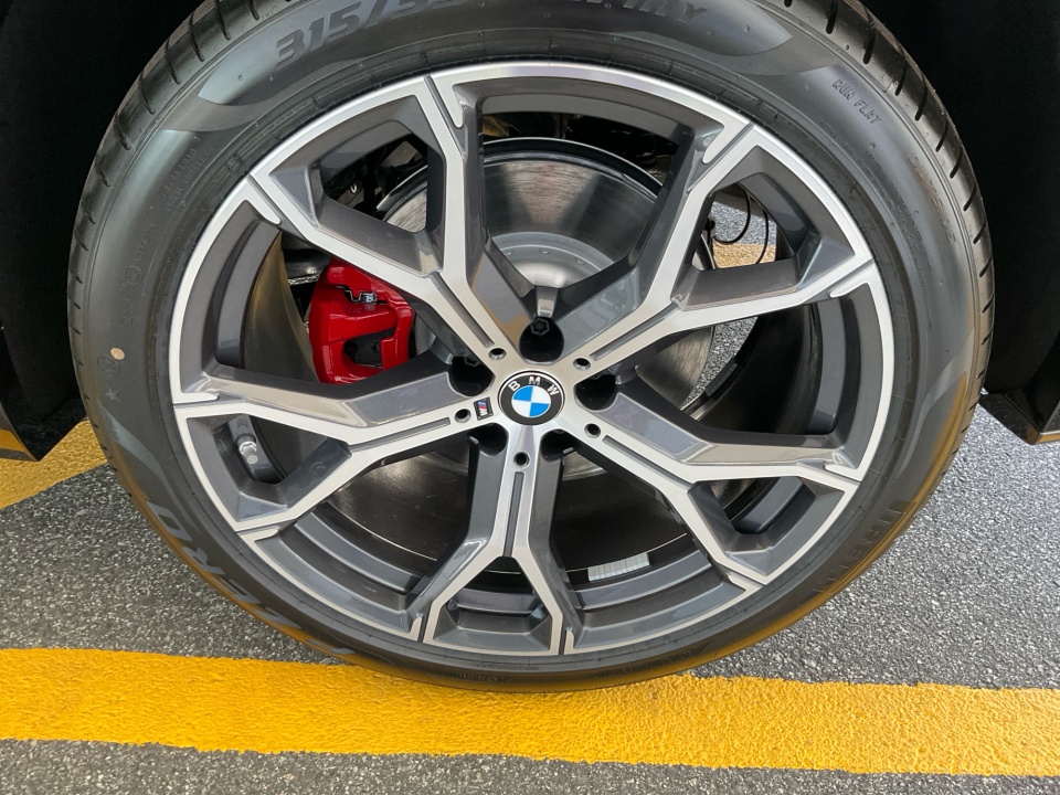 5UX23EU08T9465907 2026 BMW X5 xDrive40i