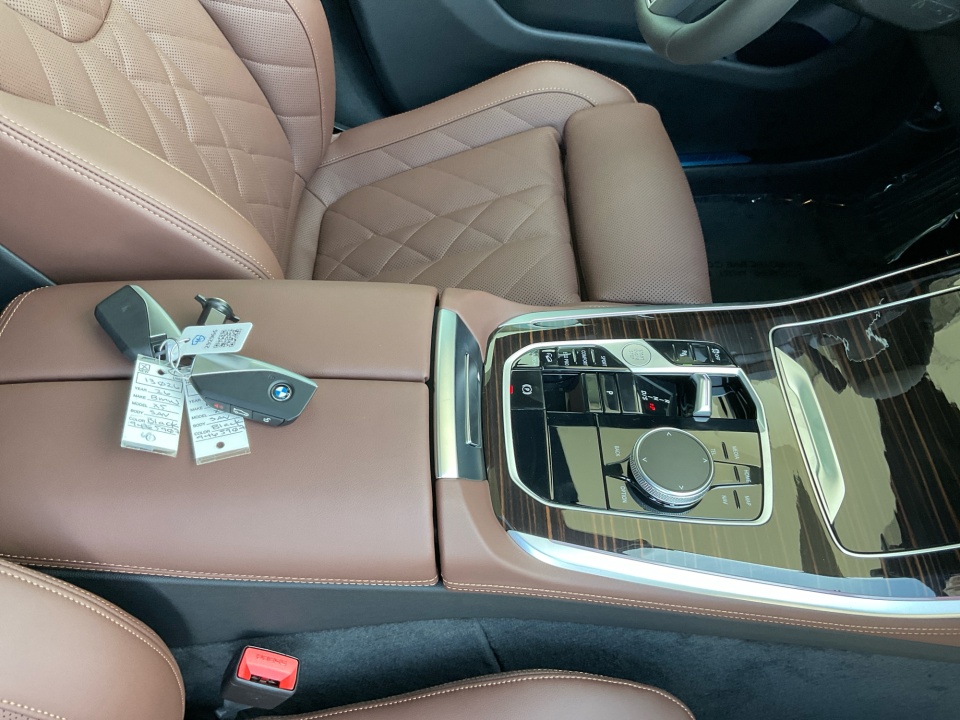 5UX23EU08T9465907 2026 BMW X5 xDrive40i
