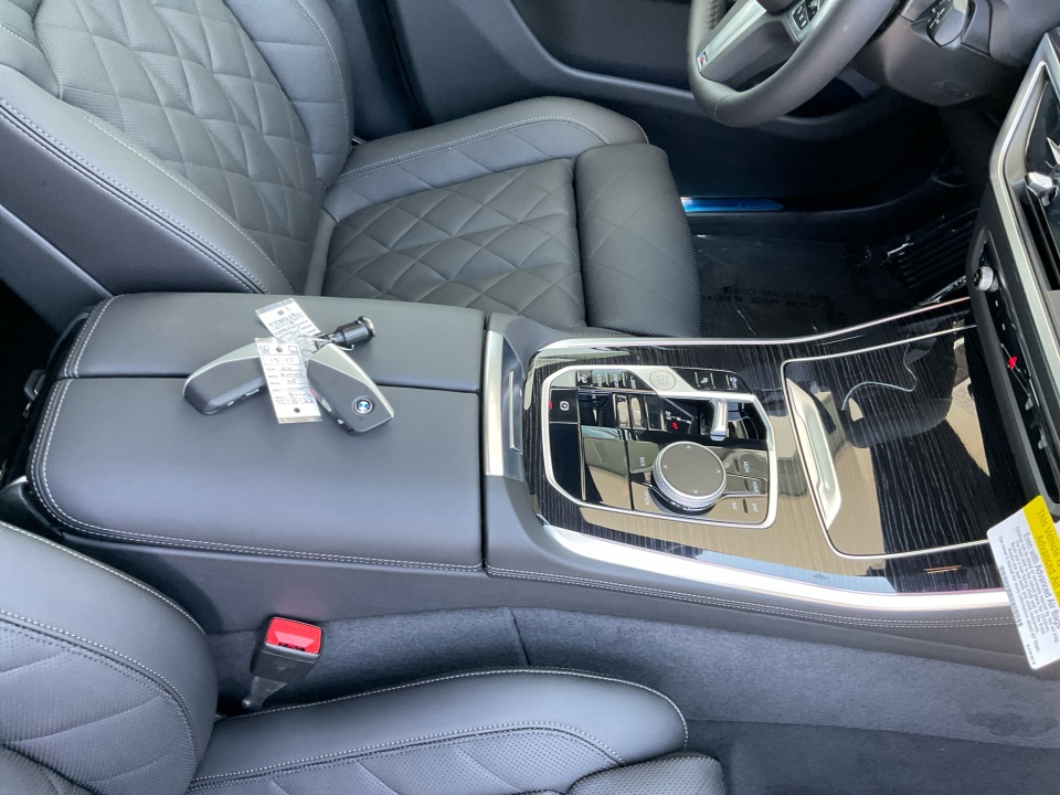 5UX23EU08T9538922 2026 BMW X5 xDrive40i