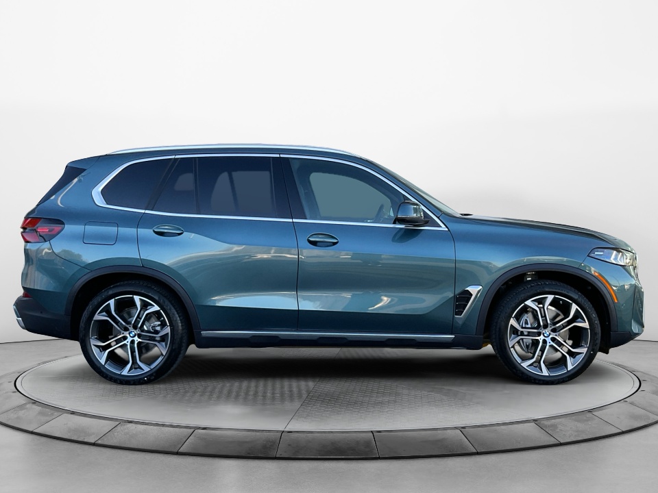 5UX23EU09T9320309 2026 BMW X5 xDrive40i