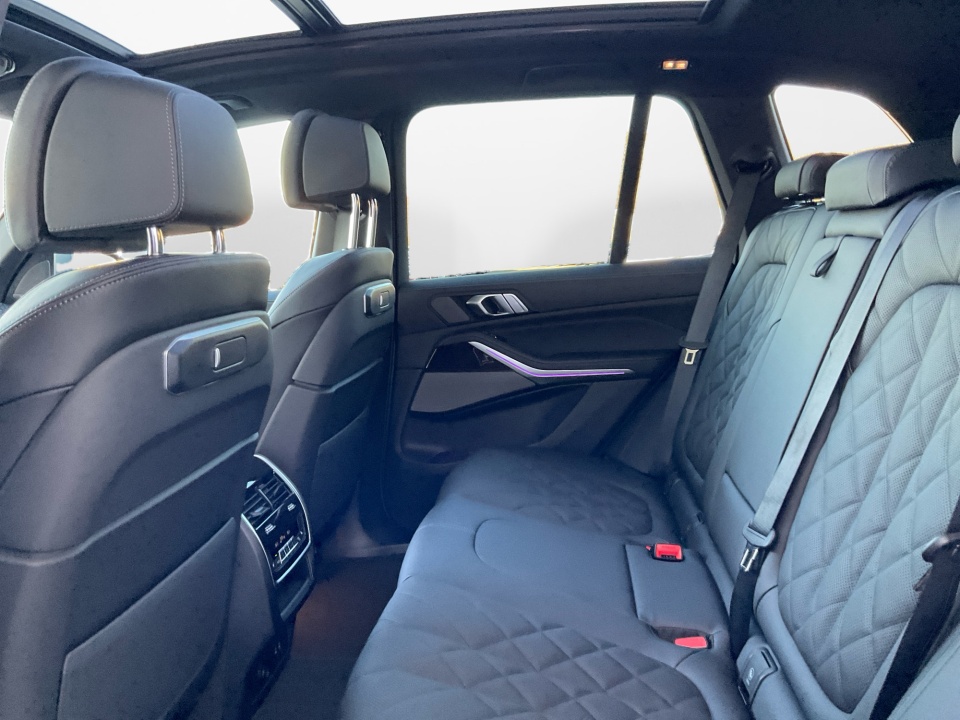 5UX23EU09T9320309 2026 BMW X5 xDrive40i