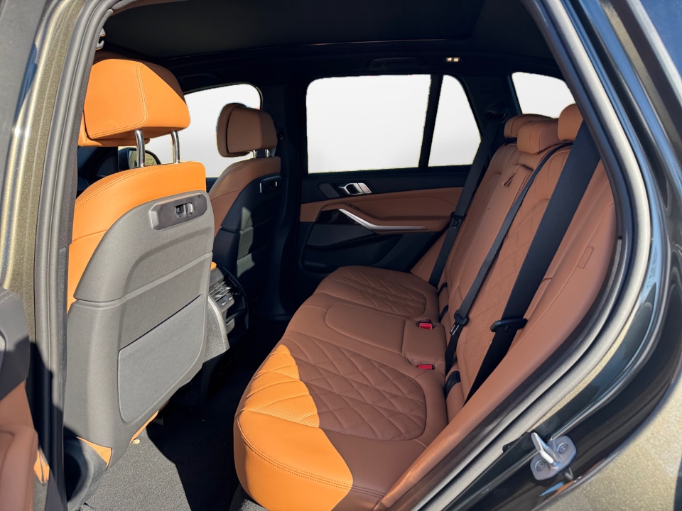 5UX23EU0XT9336731 2026 BMW X5 xDrive40i